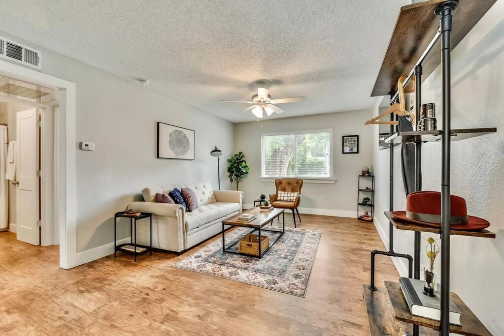 Near Downtown Dallas - The Dapper Charm Exterior foto